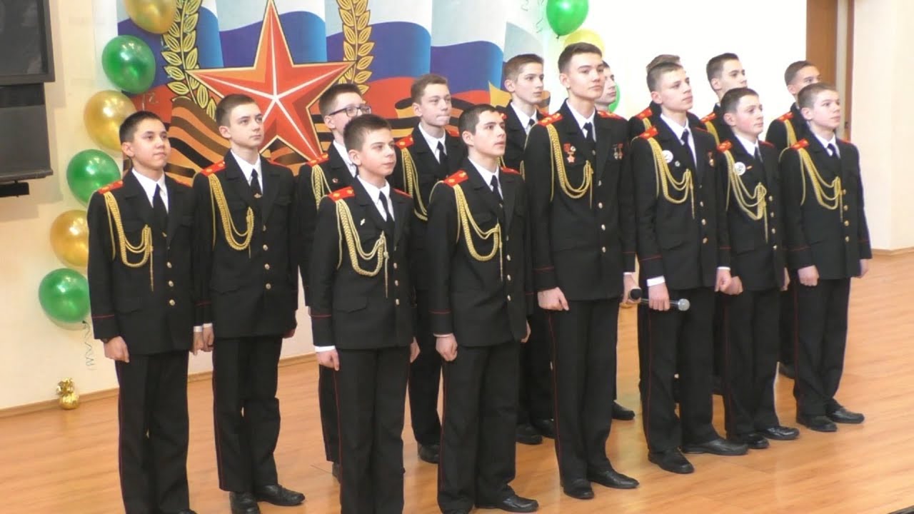 Песня "Десятый наш десантный батальон". Исполняет 61 взвод. - YouTube