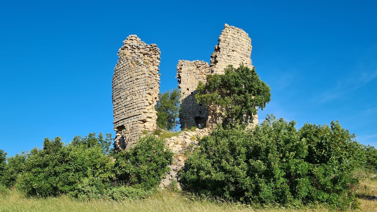 Kula Vuka Mandušića u Zečevu kod Kistanja