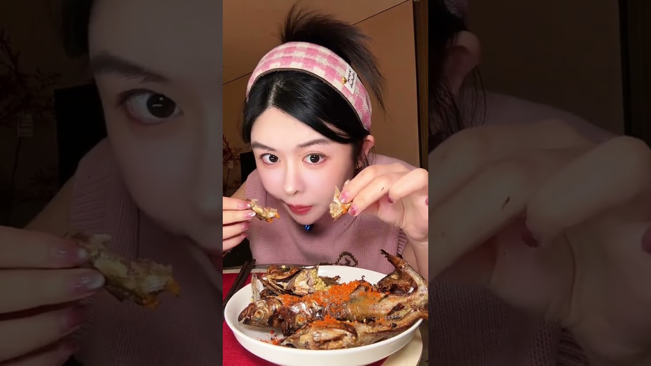 Crunch Time! The Silver-Striped Fish's Thunderous Feast