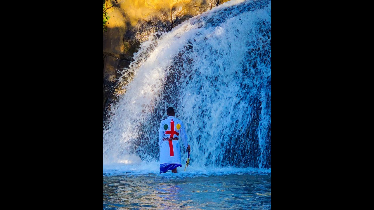 African Cosmology// Ways to connect using Water// Gogo Khanyakude // Sangoma // Ukudloza