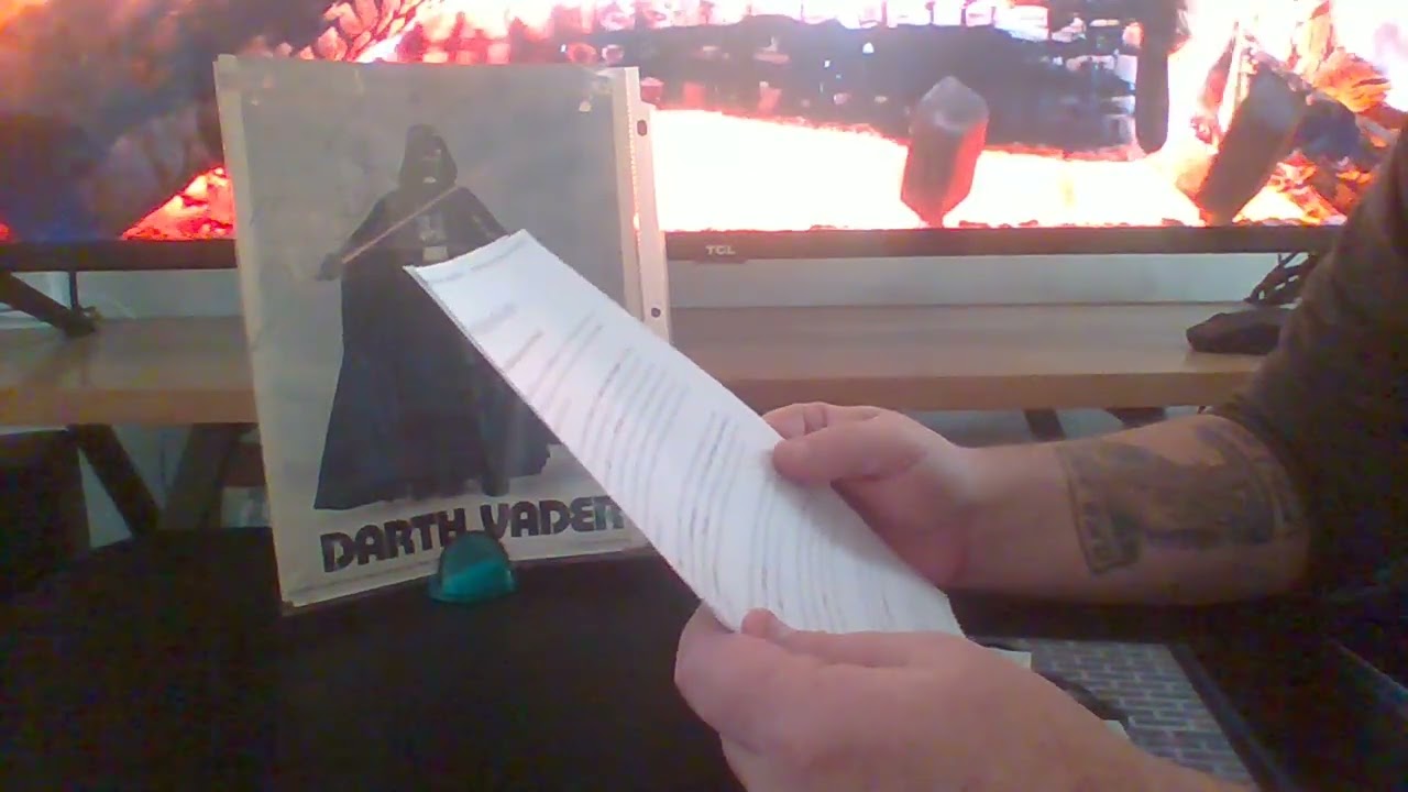 Unboxing an Autographed 8x10 from Darth Vader