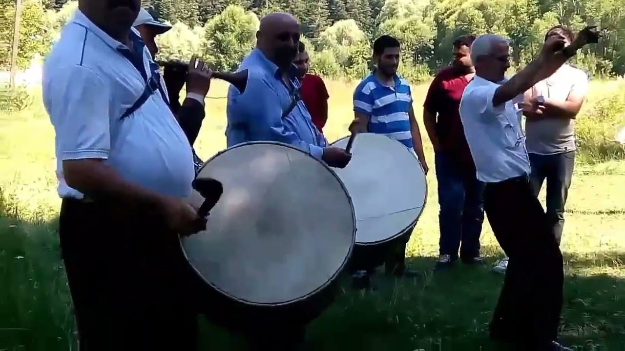 Karabük Eflani akçakese köyü uluyayla davul zurna eşliğinde eğlence #davulzurna #davulshow #davullu