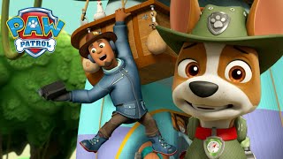 狗狗們拯救了被困在叢林樹上的崔維斯 PAW Patrol 汪汪隊立大功  兒童卡通