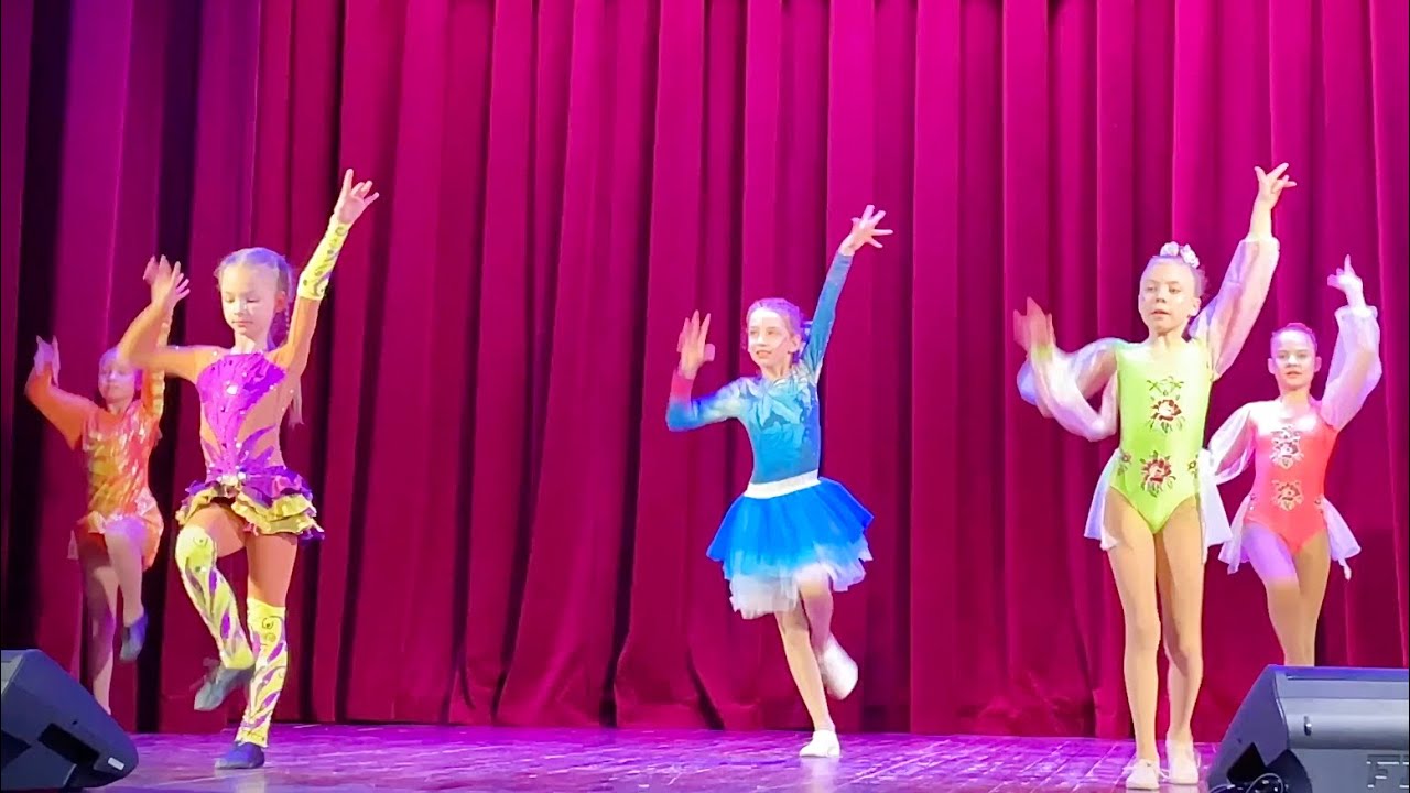 Акробатический рок-н-ролл. Детская студия «Позитив». ДК «Видное». - YouTube