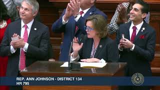 Texas Rep. Ann Johnson honors Rice with resolution recognizing "Rice Day at the Capitol"