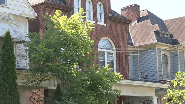 LMPD detectives investigate after man found dead in Old Louisville as city surpasses 90 homicides