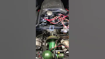 Maserati Merak motor running