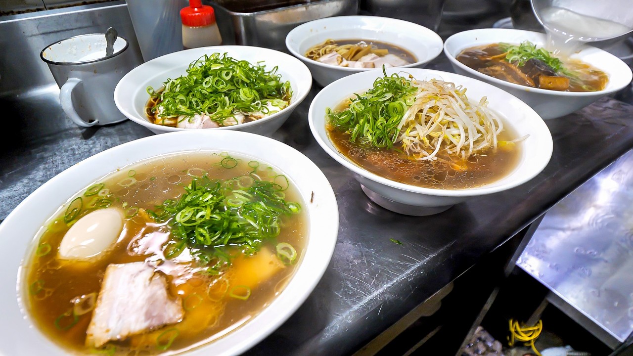 岡山）昭和最強ラーメン６０秒で汁に溺れる客が続出する行列激シブ中華専門店