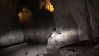 La Cuevona de Cuevas del Agua-Ribadesella (Asturias)