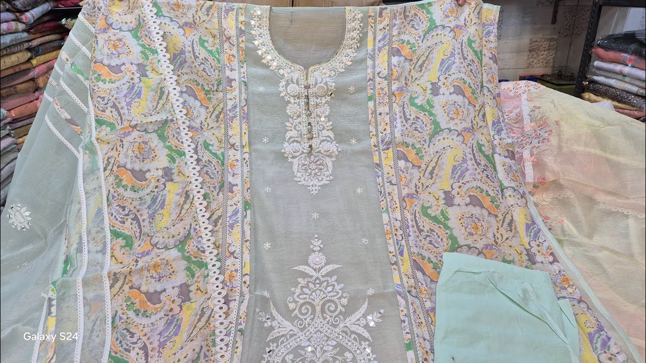 9568012397 kota Doriya suit's bhut kaam rate2050 me shop no 11/83 katranmarket mangolpuri delhi