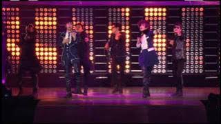 TVXQ! 동방신기 '왜 (Keep Your Head Down)' SMTOWN LIVE in NEW YORK