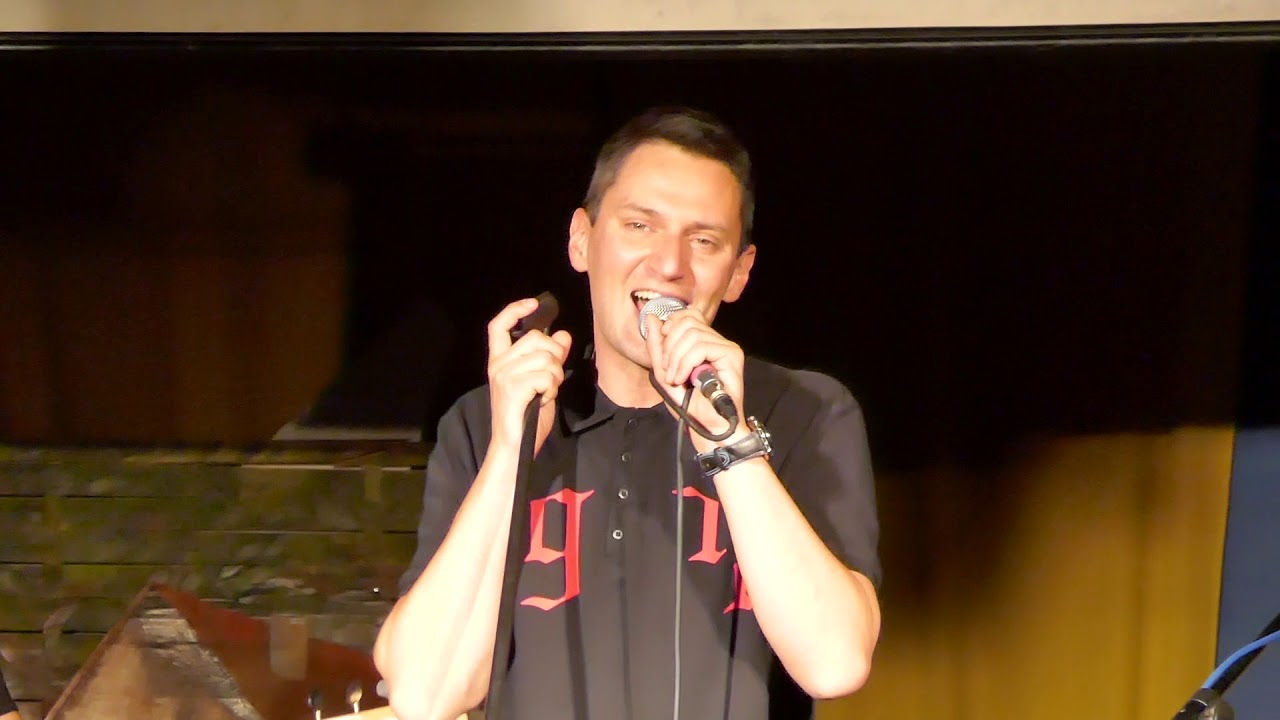 Gutek - Nikt tak pięknie nie mówił że się boi milości - YouTube
