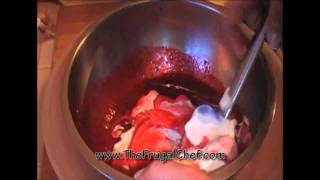 How to Make Raspberry Mousse