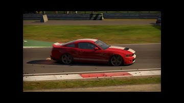 NFS Shift 2 Unleashed: 2011 Shelby GT500 vs Mclaren MP4-12c Epic Race