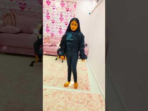 هيلين صارت ليسا من فرقة بلاك بينك