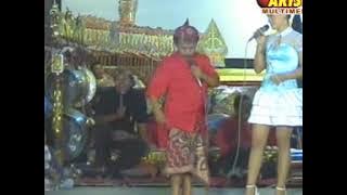 Lawak Supali Cs.  '  Supali  Menyanyi lagunya Evi Tamala ' lucu