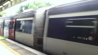 港鐵列車(E82-E24)離開上水站
