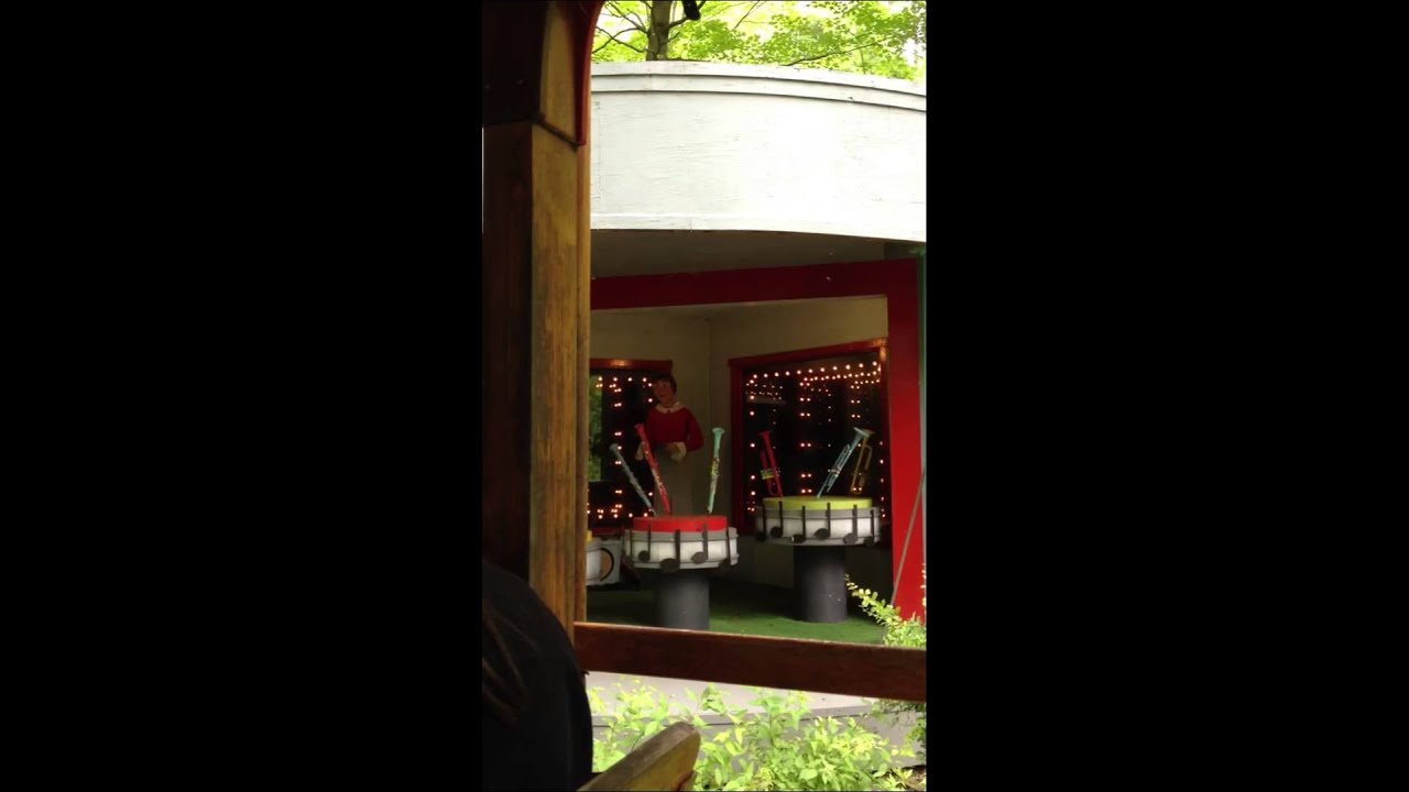 Mr Rogers' Neighborhood land of make believe YouTube