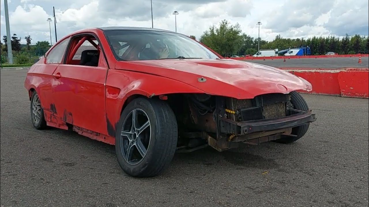 BMW M3 E92 real drifting