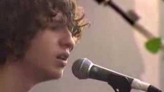 The Kooks - You Don&#39;t Love Me - Live Parkpop 2006