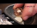 Lederhosenknopf aus echtem Hirschhorn mit Langlöchern in Naturbraun 20mm