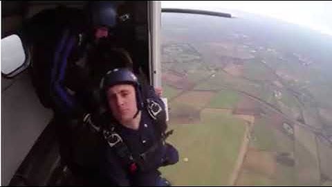 Parachute jump goes wrong FAIL