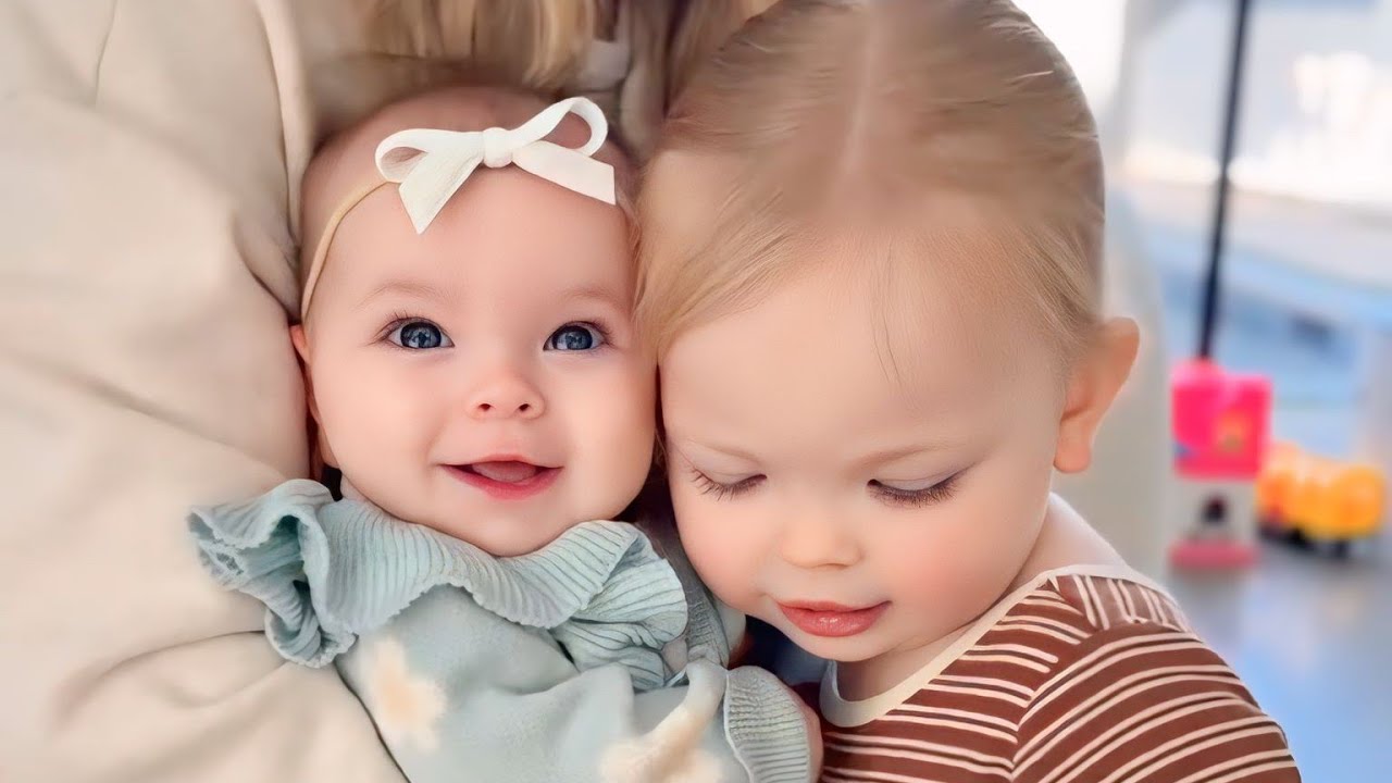  OHH MY SWEET BABY SUTTON IS SO EXCITED SHE WAS HUGS FOR THE FIRST TIME IN OUR SISTER ELLIE LOOK 😲😲