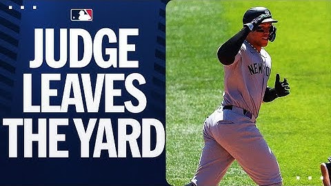 Aaron Judge blasts a Subway Series homer!