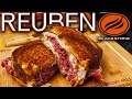 Comment faire un incroyable sandwich reuben sur la plaque blackstone recette facile 