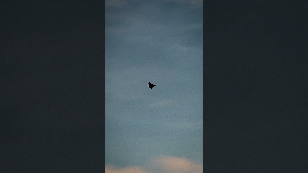 SU-57 Felon stealth fighters spotted near Lebanon 
