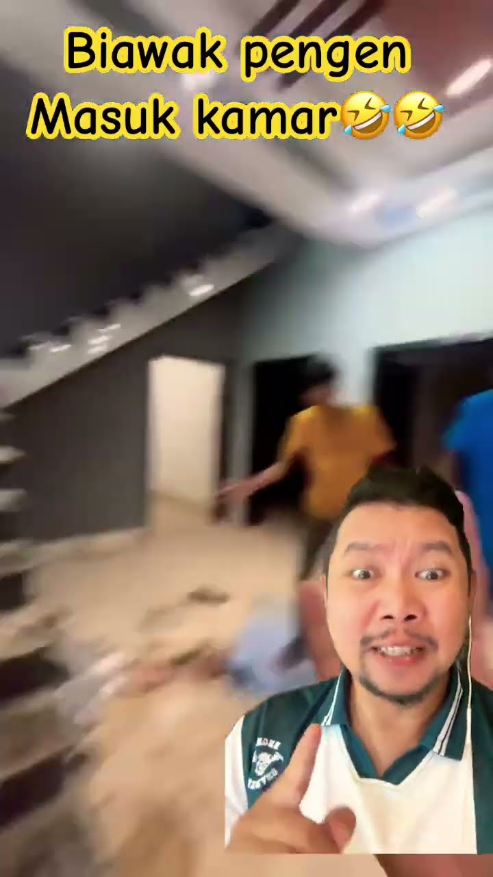 BIAWAK PENGEN MASUK KAMAR!!!?? #lizard #funny #comedy #pets #minivlogs
