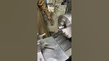 Bush Fix And Balance in Lathe Chuck #youtubeshorts #machinary #metalcuttingmachine