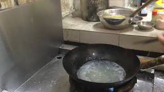 Ginger And Scallion Egg Noodle Halia ,Daun Bawang Direbus Dengan Mee Telur