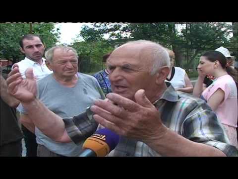 ვინ მოაგვარებს კანალიზაციის პრობლემას ლეონიძის ქუჩაზე?