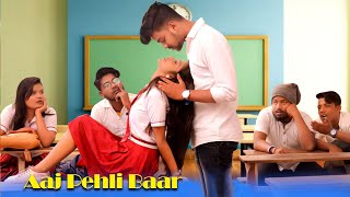 Mitha Mitha Hasi | Madam Crush First Love Story - School Life | Evergreen Hits | School Crush