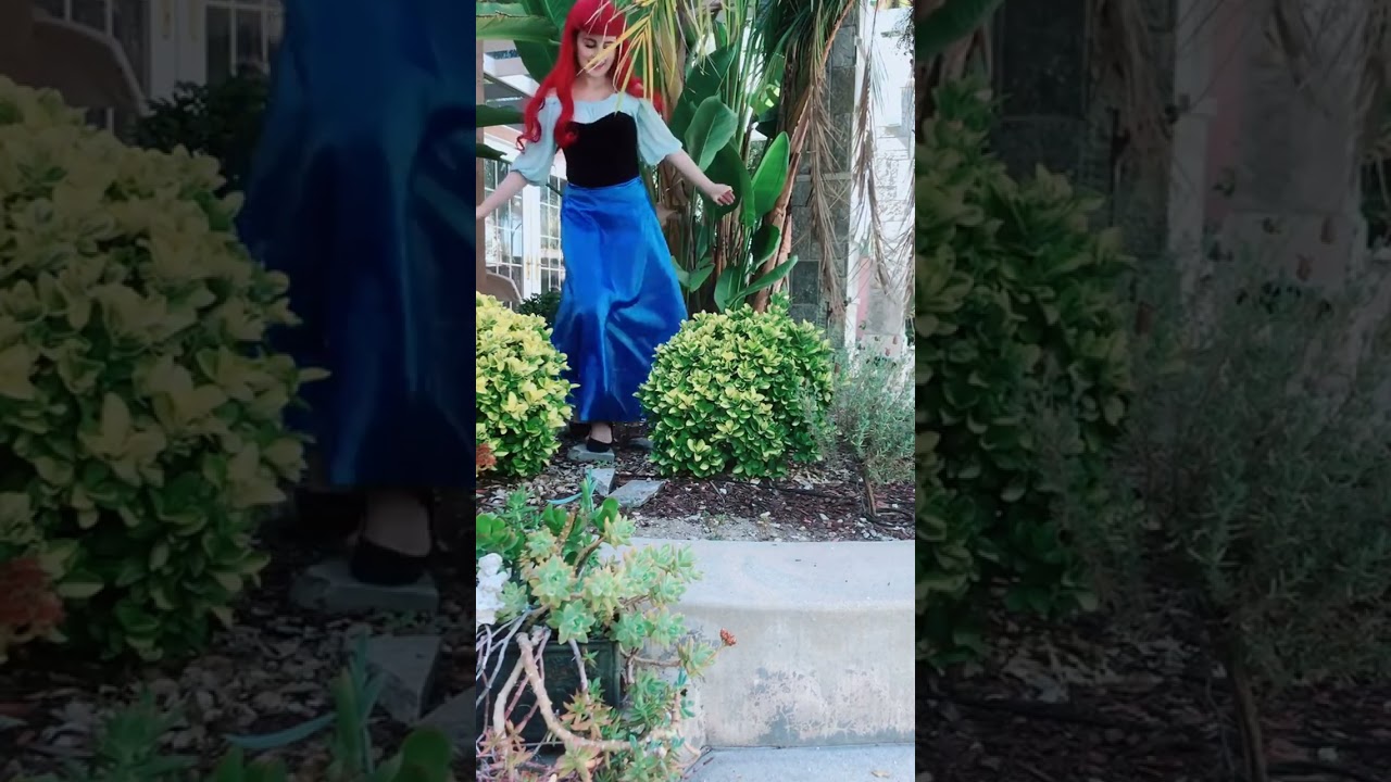 Disney cosplay~ Ariel's got some new legs 👀 