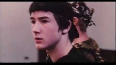 『エレファント』日本版劇場予告編