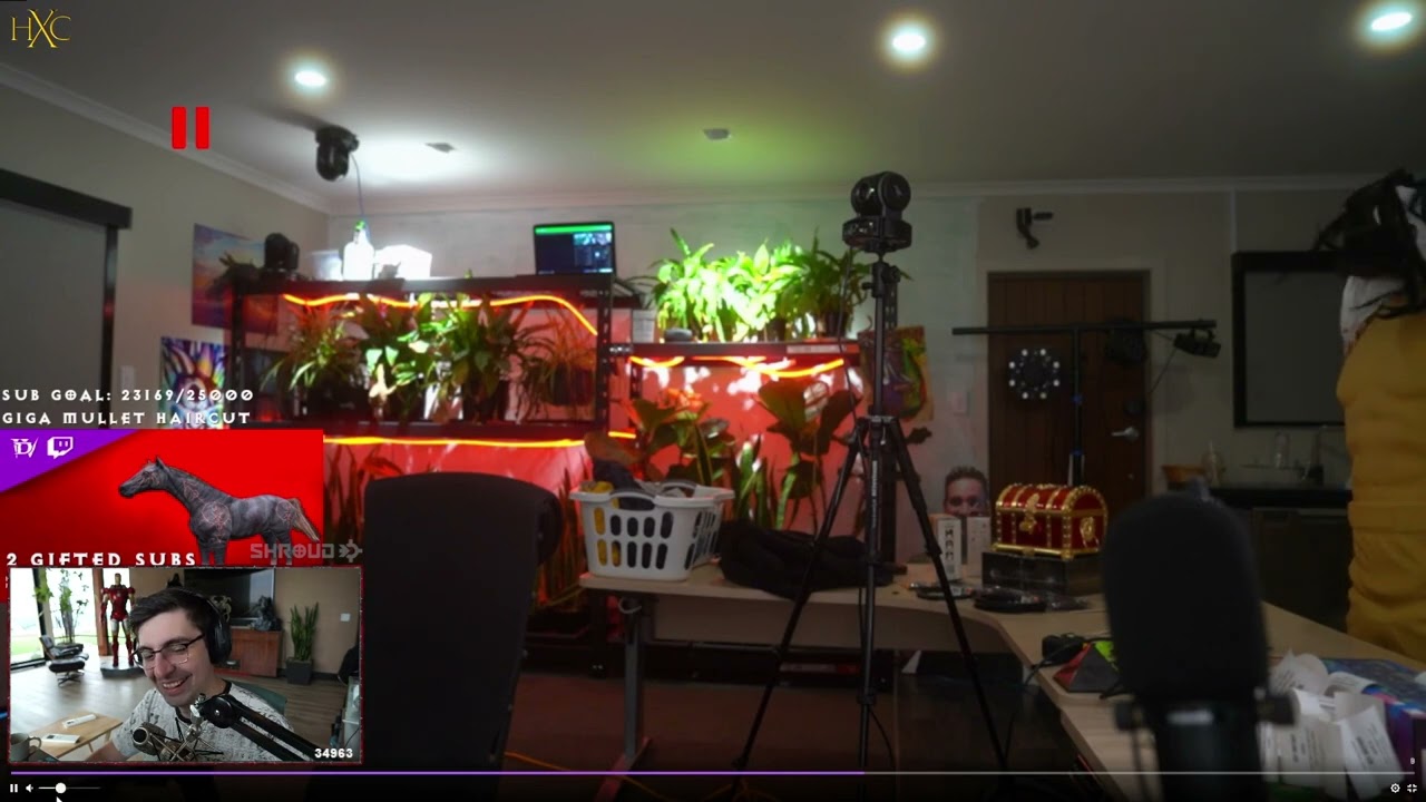 Diablo 4 - Shroud watches Quin69 raging