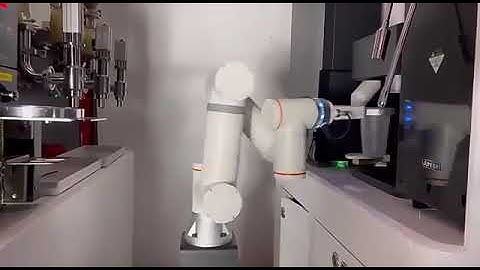☕️ "Robotic Barista in Action: Watch a Cobot Brew Perfect Pour-Over Coffee!"