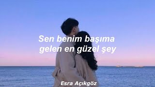 Koyu - Sen Benim Başıma Gelen En Güzel Şey Lyrics