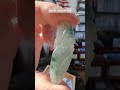 Petit jade impérial sculpté (jadéite pur) #nature #gemstone #jade #precious #vintagefashion