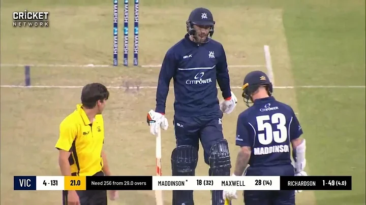 Richardson v Maxwell: Aussie teammates locked in b...