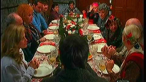 Aunt Bethany saying grace