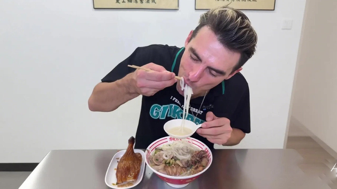 澳洲老外来华挑战特色食材牛宝，一口下去遭遇味觉暴击！直呼这口感和香气太香了！【胖虎在广东】