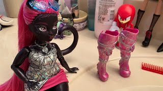 MY G3 CATTY RESTYLE FAIL (her boots won’t dry) | Lizzie is bored vlog