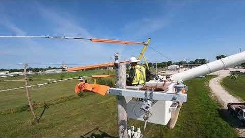 Moving 3-Phase Powerlines