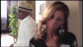 Donell Jones 'Love Like This' / LYRICS In Stores 9.28.10
