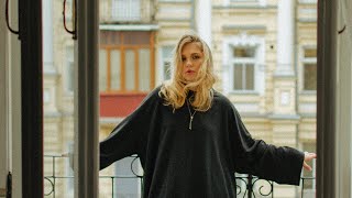 ALISA - Може(lyrics video)
