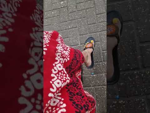 Flip flop feet fetish