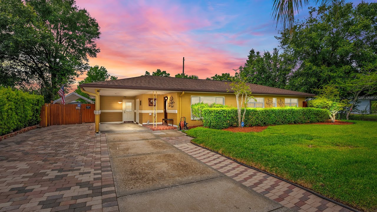 6430 Yellowstone St, Orlando, FL 32807